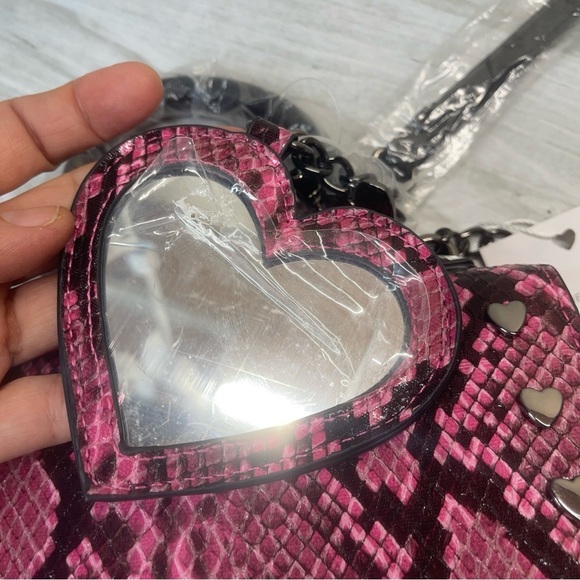 Betsey Johnson LUV Betsey LBEVIE Pink Black Heart Shaped Snake Print Studded Bag - Picture 8 of 16
